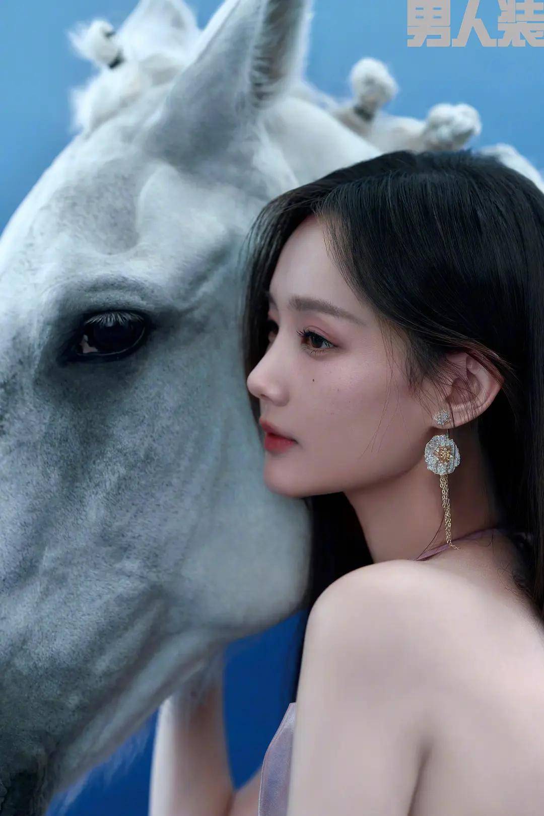 遇见--女神:迷人魅力不可挡,李一桐惊艳写真