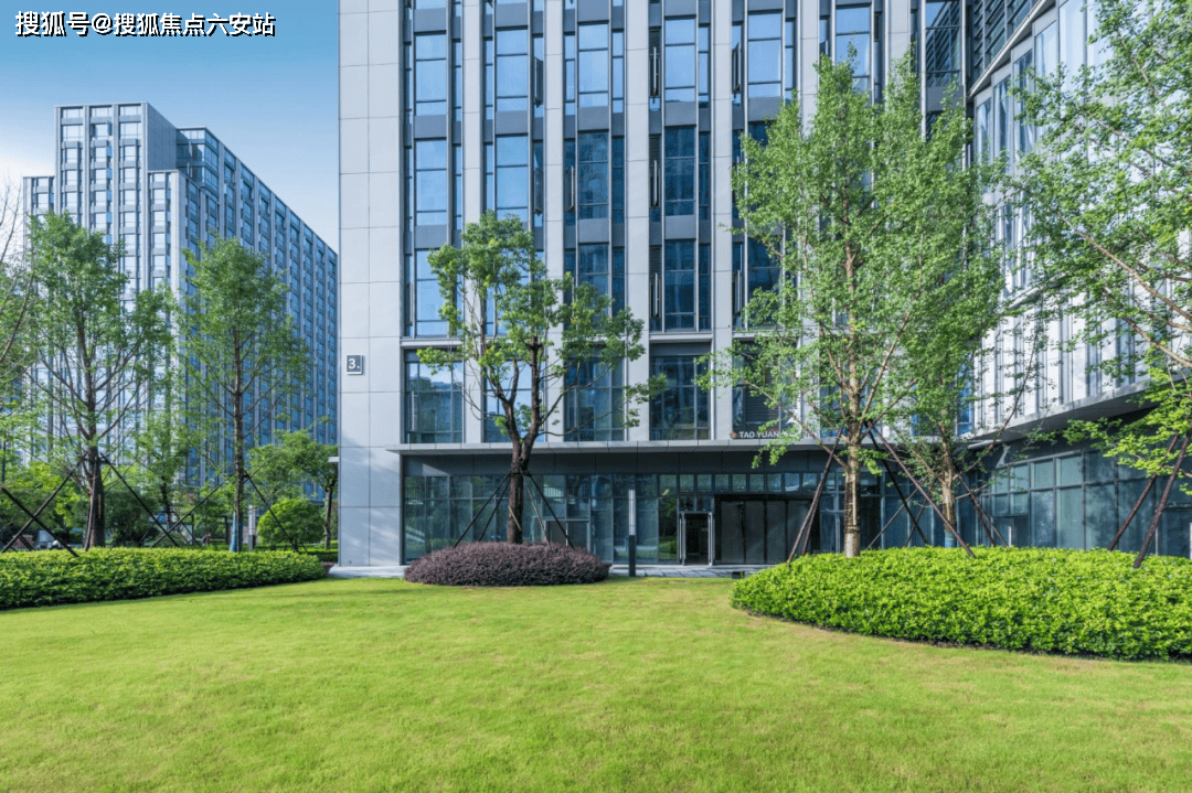 项目周边有浙江大学城市学院,浙江树人大学等高校,距离项目直线约4km