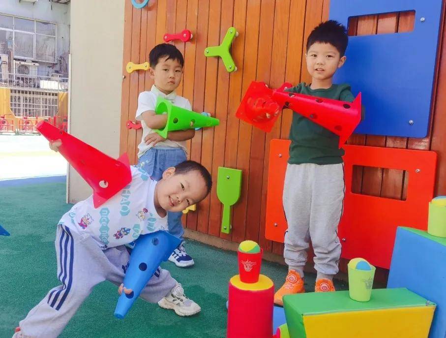 和小朋友玩了个幼稚的游戏