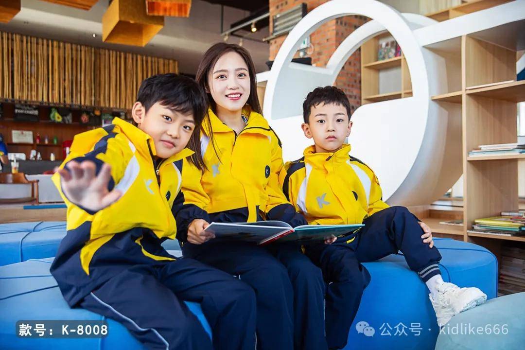校服改革：塑造学校形象与提升学生认同