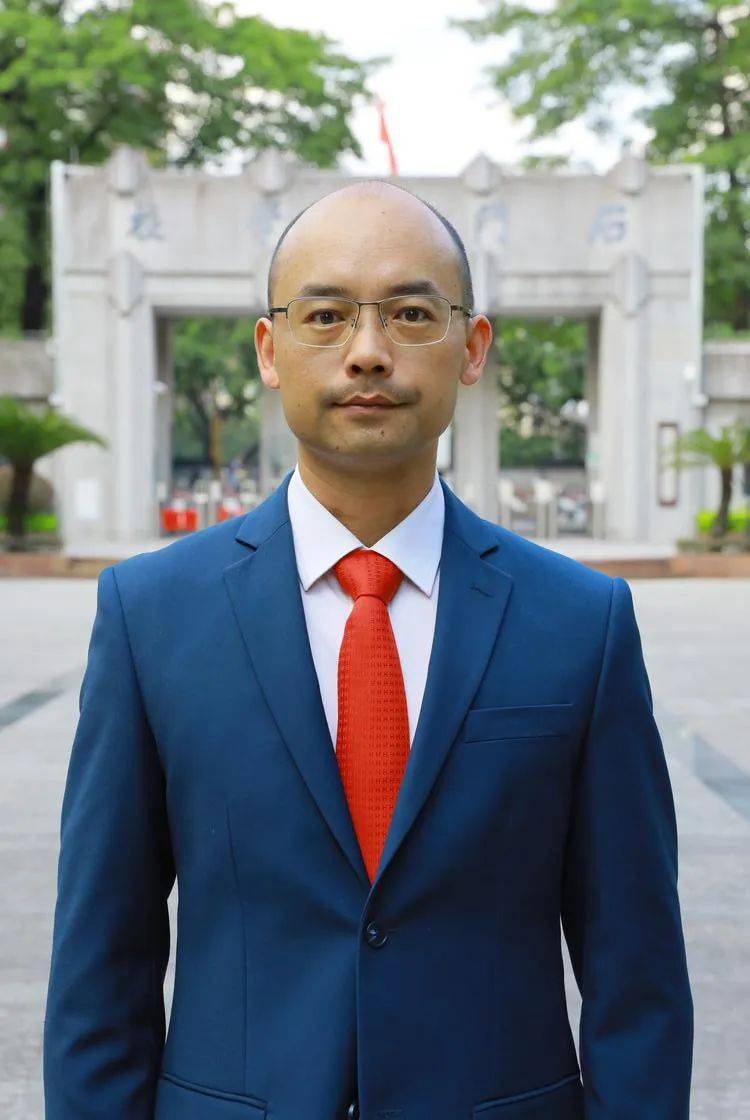 石门中学迎来新掌门人,是他