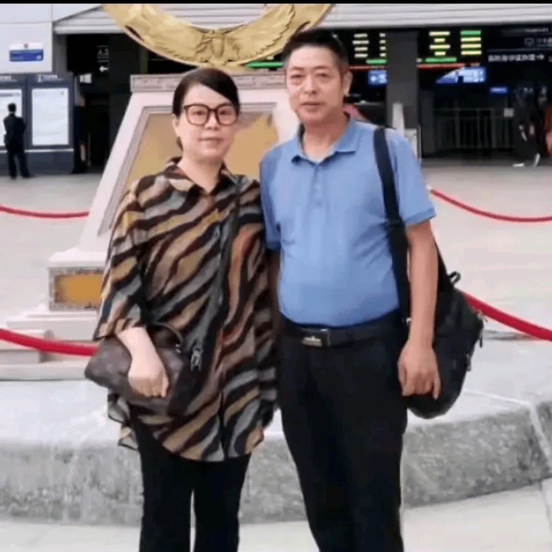 书同老师分析老六和马户是他们的一个核心人物,一个是,原来曾经安插到