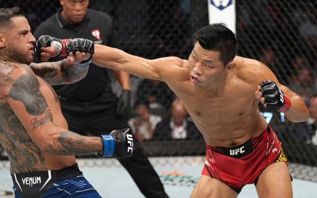 李景亮回应退役传闻,重返ufc赛场准备如何?