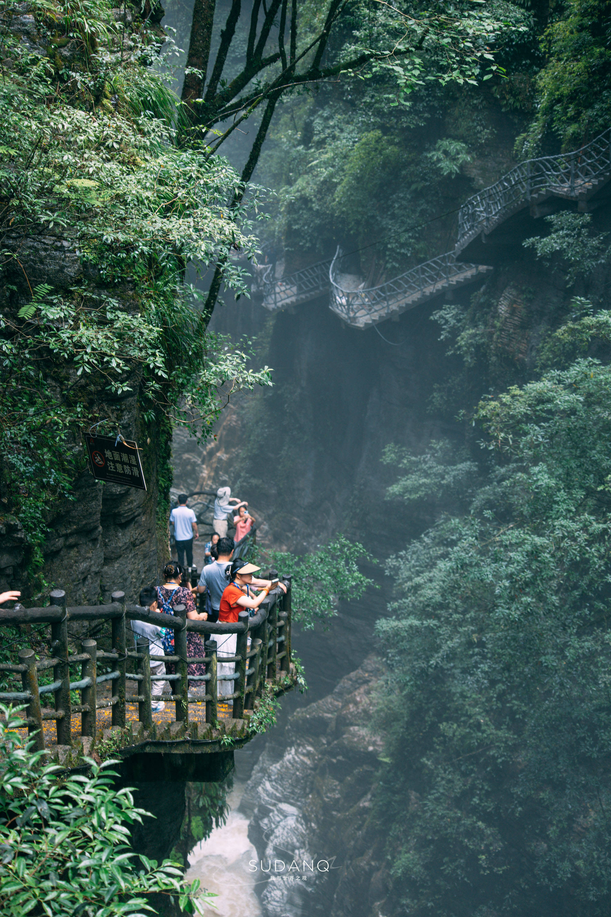 藏有神秘峡谷:巨凉快还没蚊子_地心_建始_石门