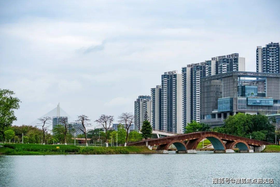 佛山【万科天空之城】售楼处电话→地址→户型→万科天空之城→24小时