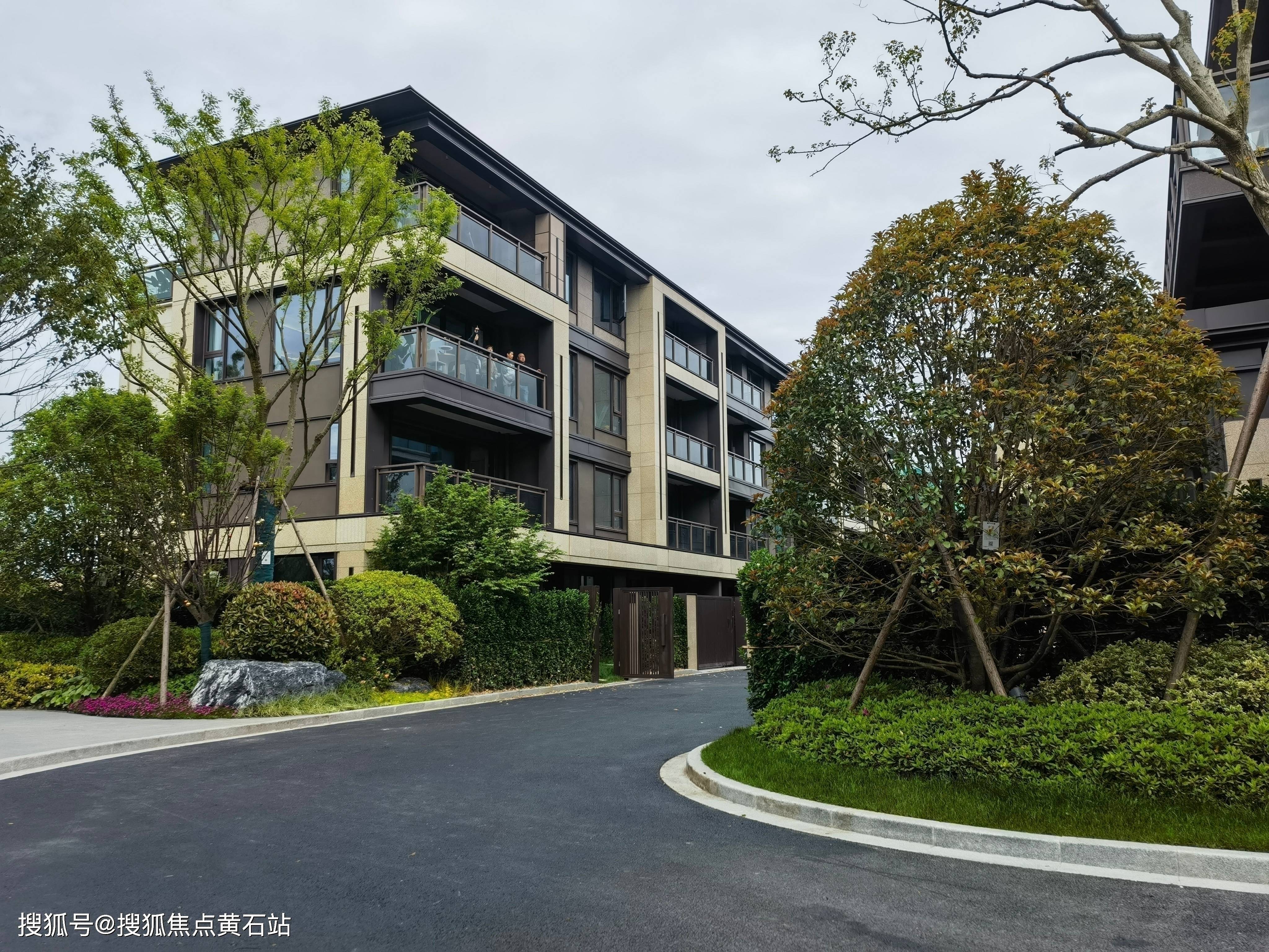 崇明岛独栋别墅-东滩海上明月_上海市_总价_小区