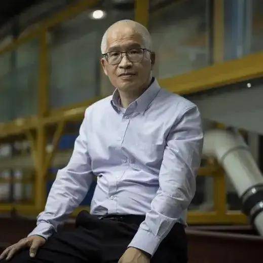 青岛理工大学郑东生教授专访 | 多孔弹性理论及其在多孔介质输运中的