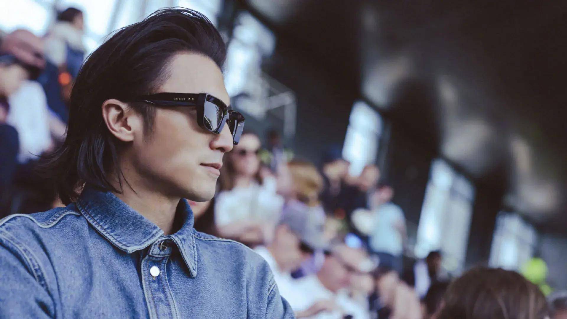 "谢霆锋上演护妻大戏,粉丝团直呼:这届cp我磕定了!