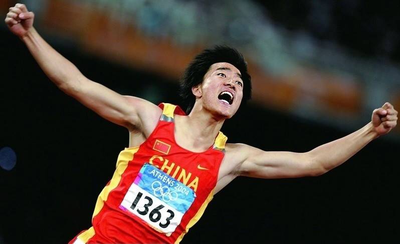 心酸!中国第一飞人刘翔退役9年被遗忘 00后不认识 质问大叔是谁