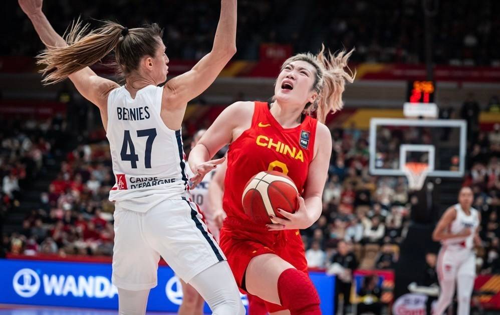 官宣!姚明领衔中国篮球奥运名单 北大后卫逆袭 2米23女巨人无缘