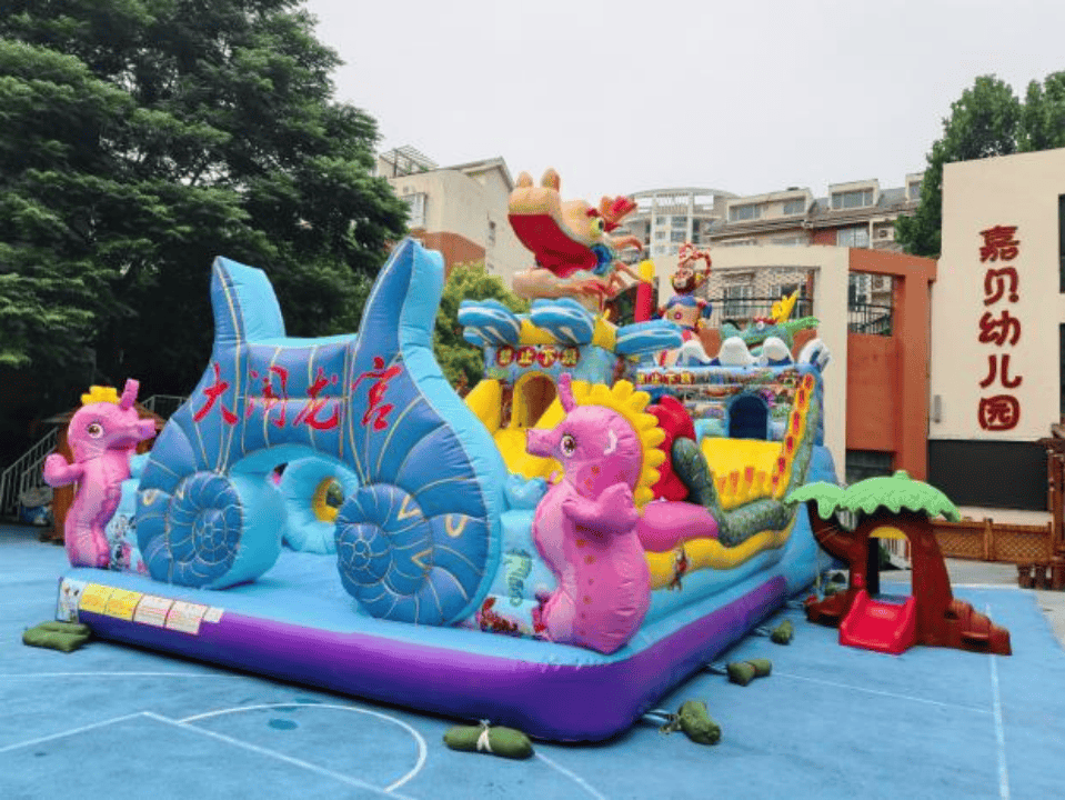 缤纷嘉年华,城堡畅玩嗨翻天_充气_宝贝_幼儿园