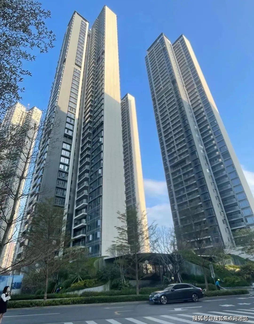 深圳仁恒公园世纪三期,罕见109平双龙抱珠户型,大运豪宅片区,值得被