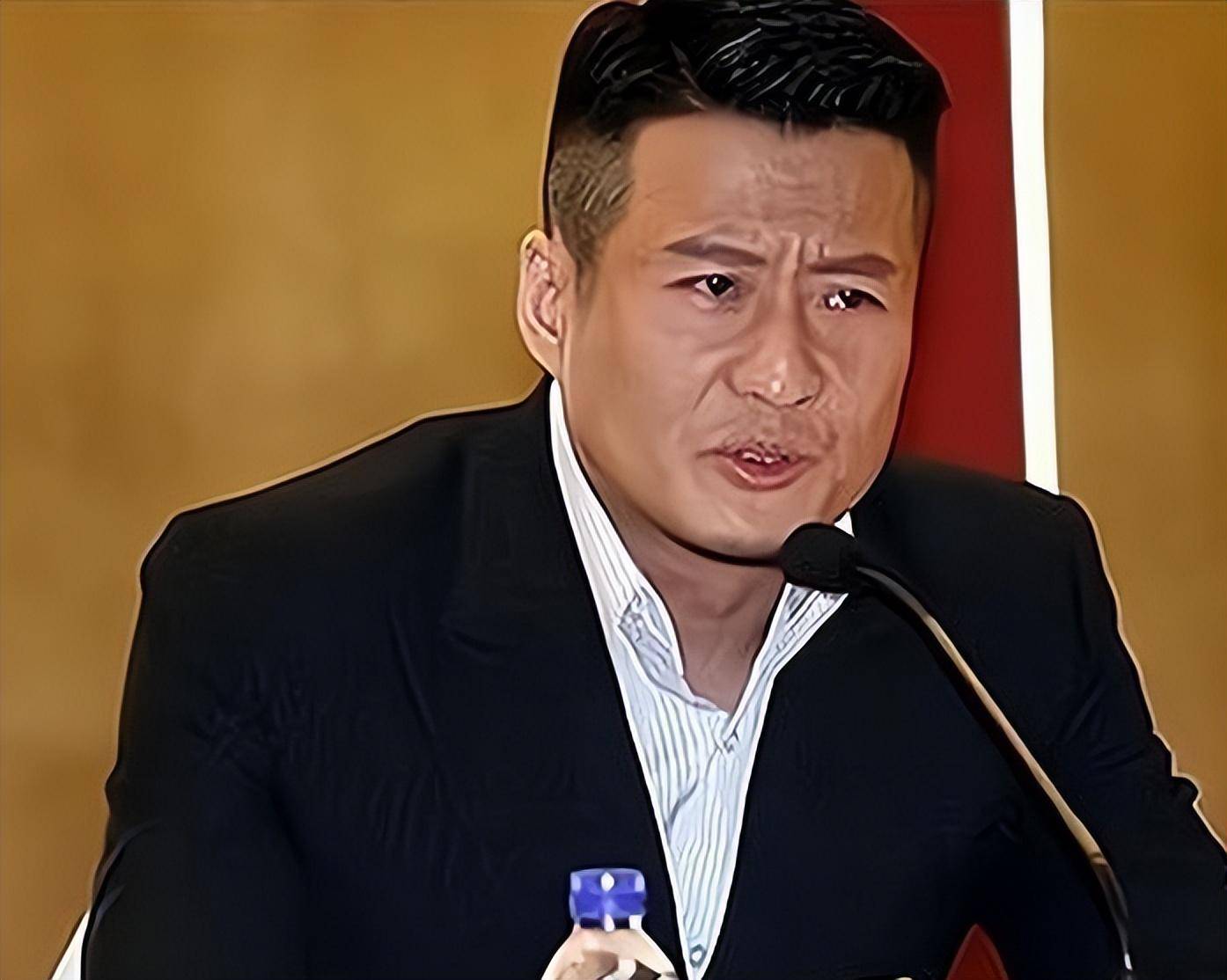 警方到达现场后,发现此人正是孙兴和骆丽娜,并且时间长达5年.