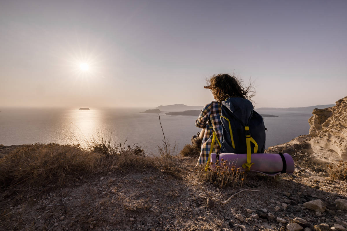 阿里布达插画:成都亚恒丰创教育科技有限公司