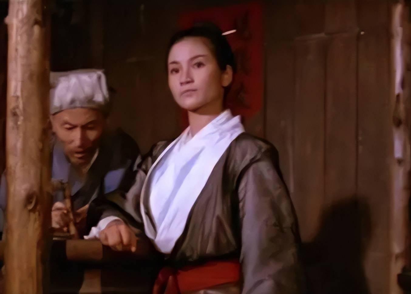 《大醉侠》:郑佩佩武侠初绽,剑影侠情醉人心