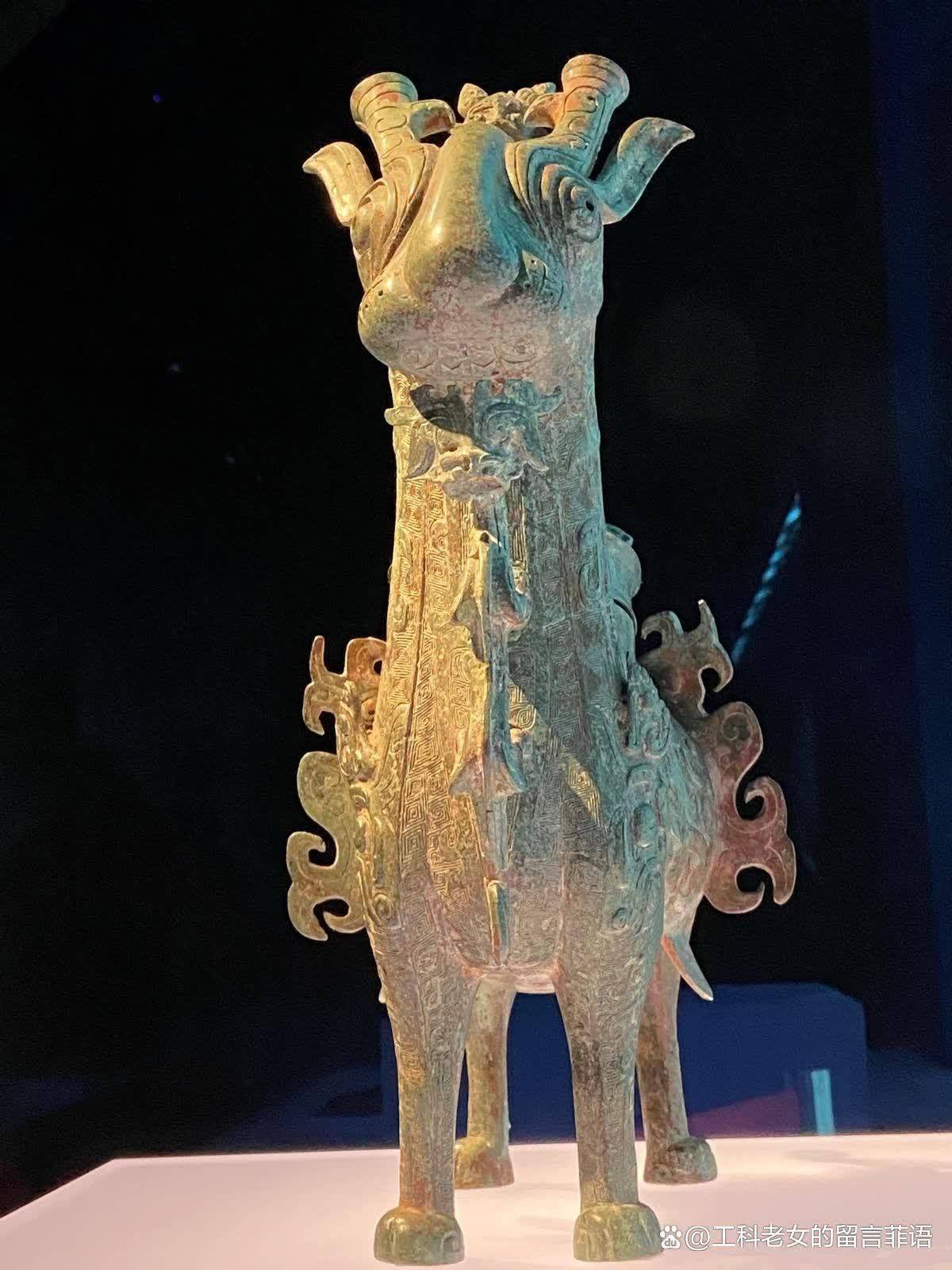TEL　中国古銅宣徳銅斑紫銅饕餮文尊式瓶　唐木台時代箱付　D　R7208E 觚形尊 文化遺産オンライン