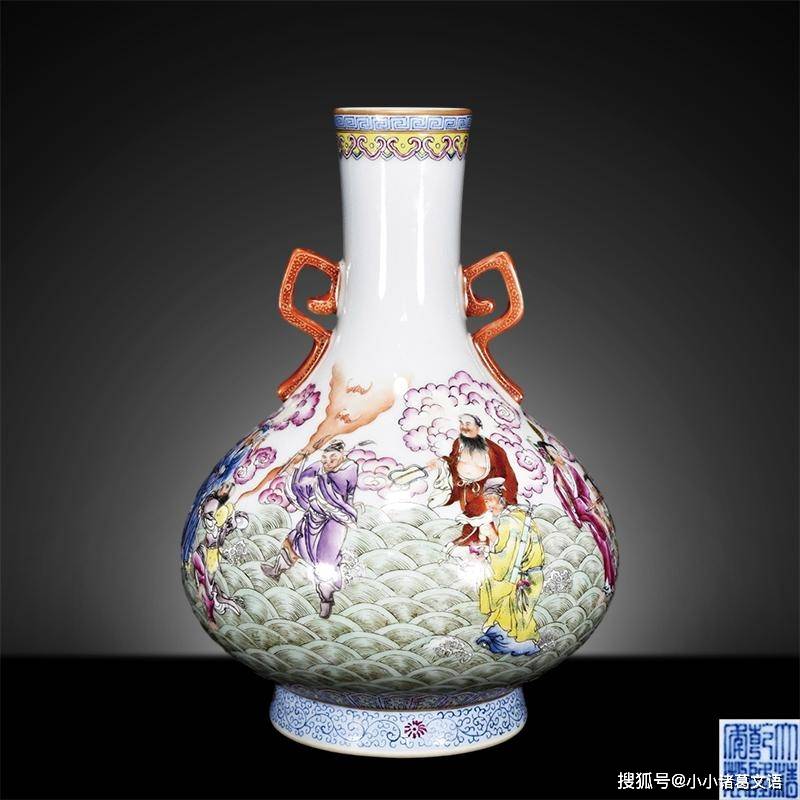 中国美術 桃天球瓶 高53，3cm 大清乾隆年製 款 中国古玩