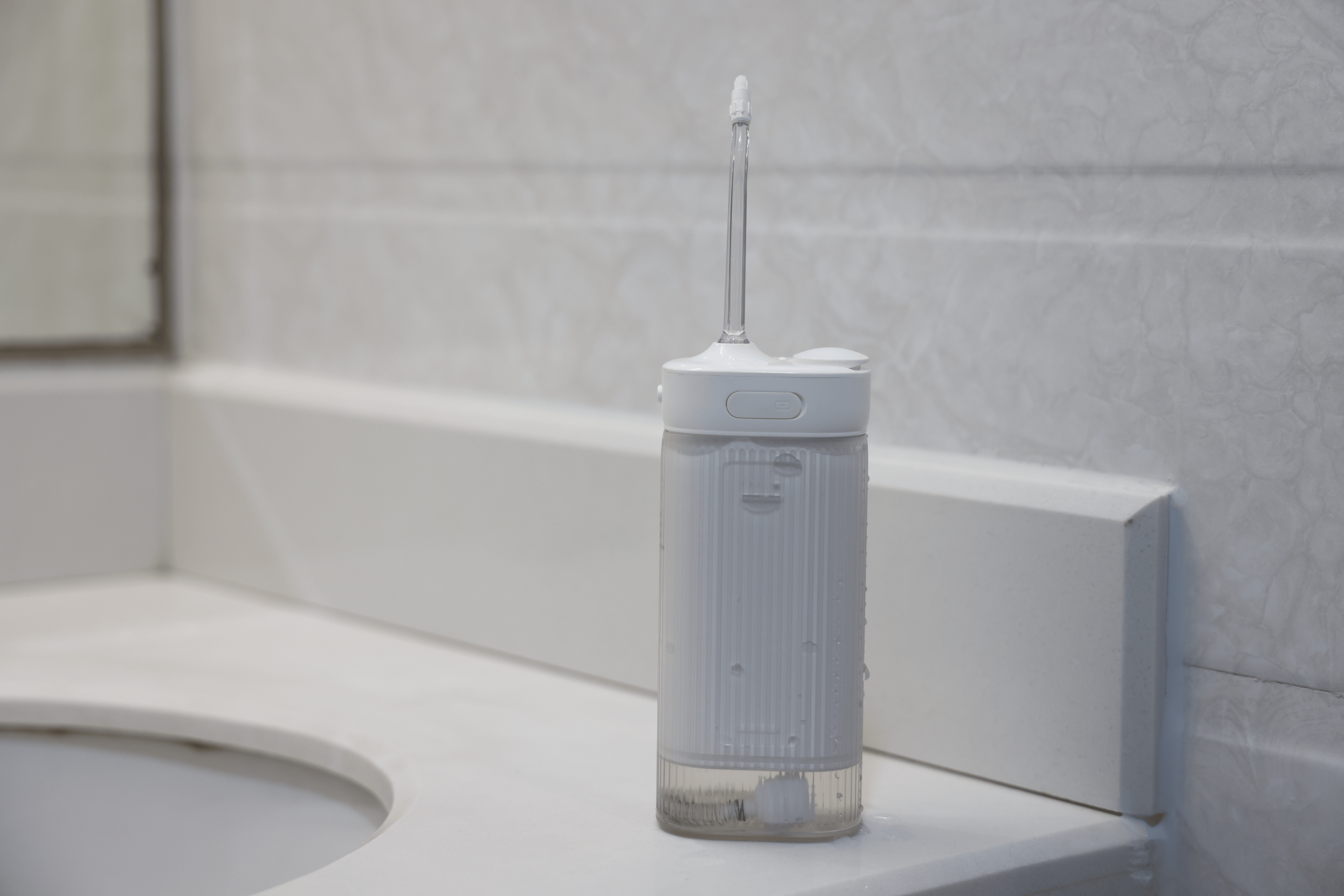 小巧身躯,强大能量|扉乐sii mini冲牙器深度测评