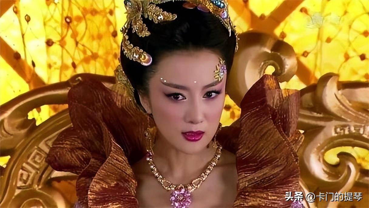 她曾是古装第一美人,被狗咬毁容后,如今40岁靠演坏女人翻身_李依晓