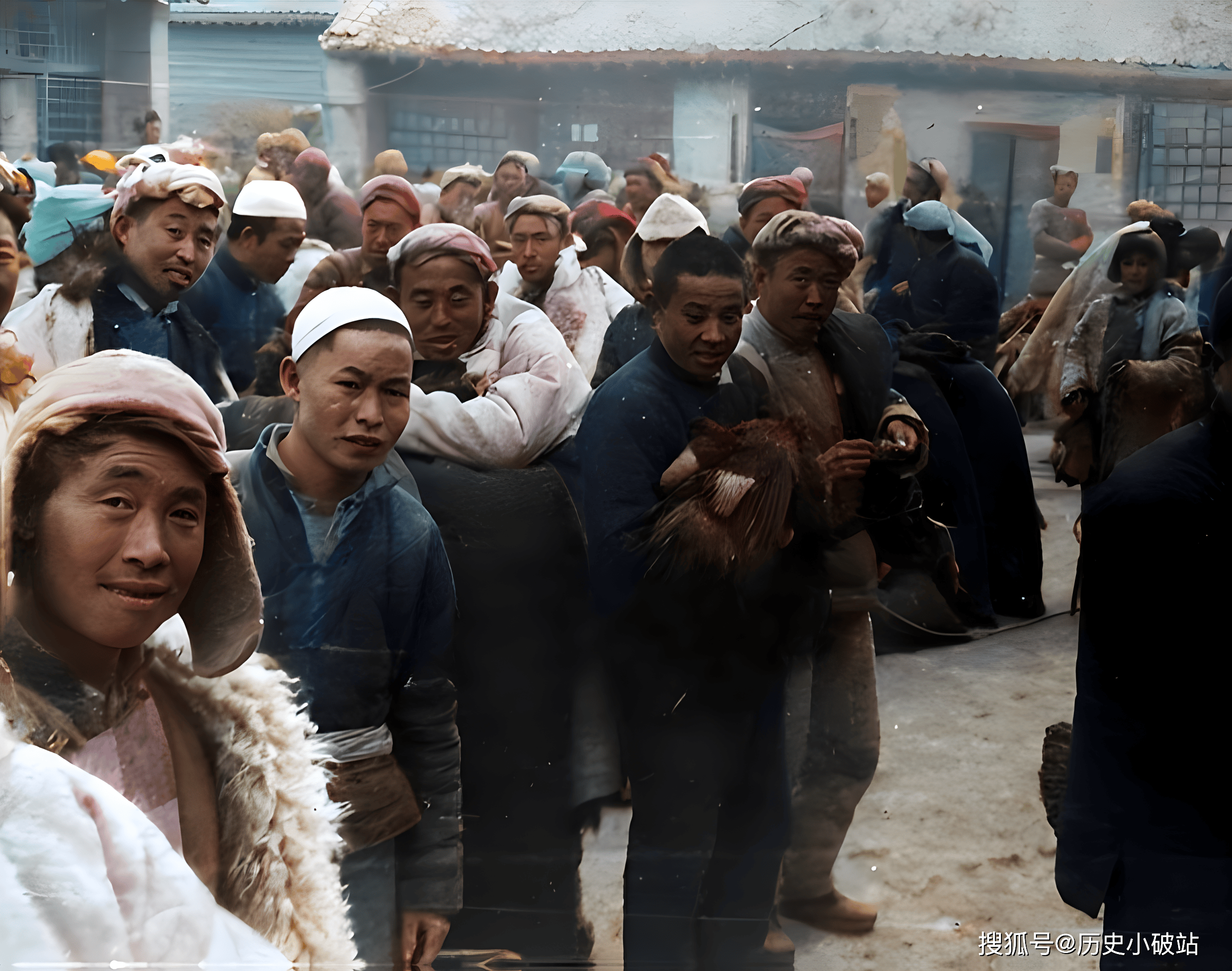 照片:黄果树瀑布壮丽原貌;蒋介石故宫讲话引学生追崇_中国_历史_延安