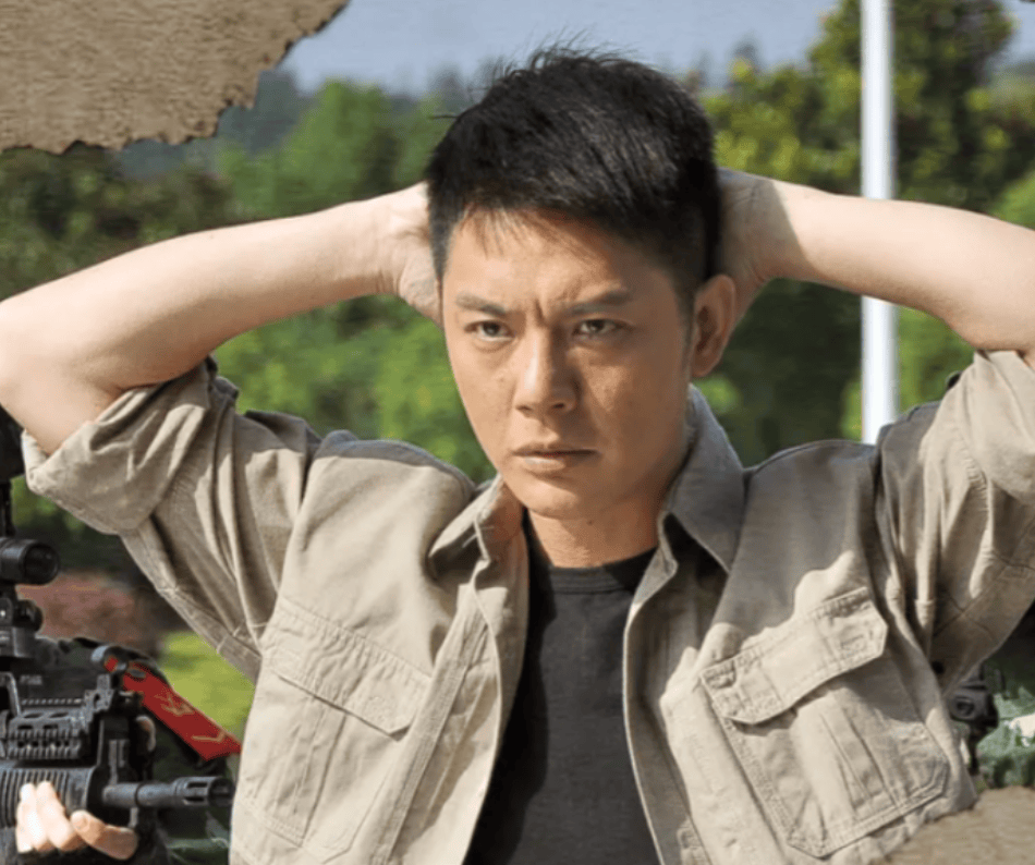 善恶终有报,抛弃妻儿娶嫩模的傅程鹏,如今活成了一个"笑话"