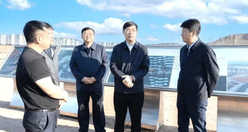 他是现任延边州州长,是吉林省地级市最年轻"一把手",前途无量