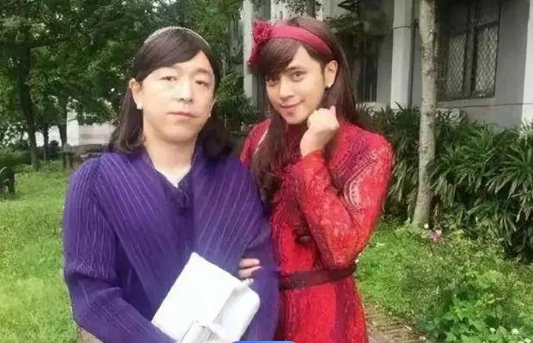 罗志祥泰国变性,搔首弄姿,试图"曲线救国"再复出?