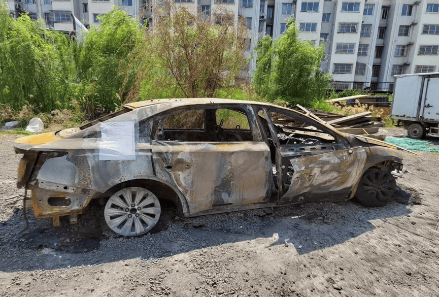 红旗E-QM5新能源轿车两度自燃 官方回复：