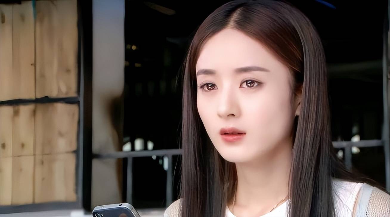 网友整理的赵丽颖宣传片截图,每一帧都是精致小脸,又见百合!