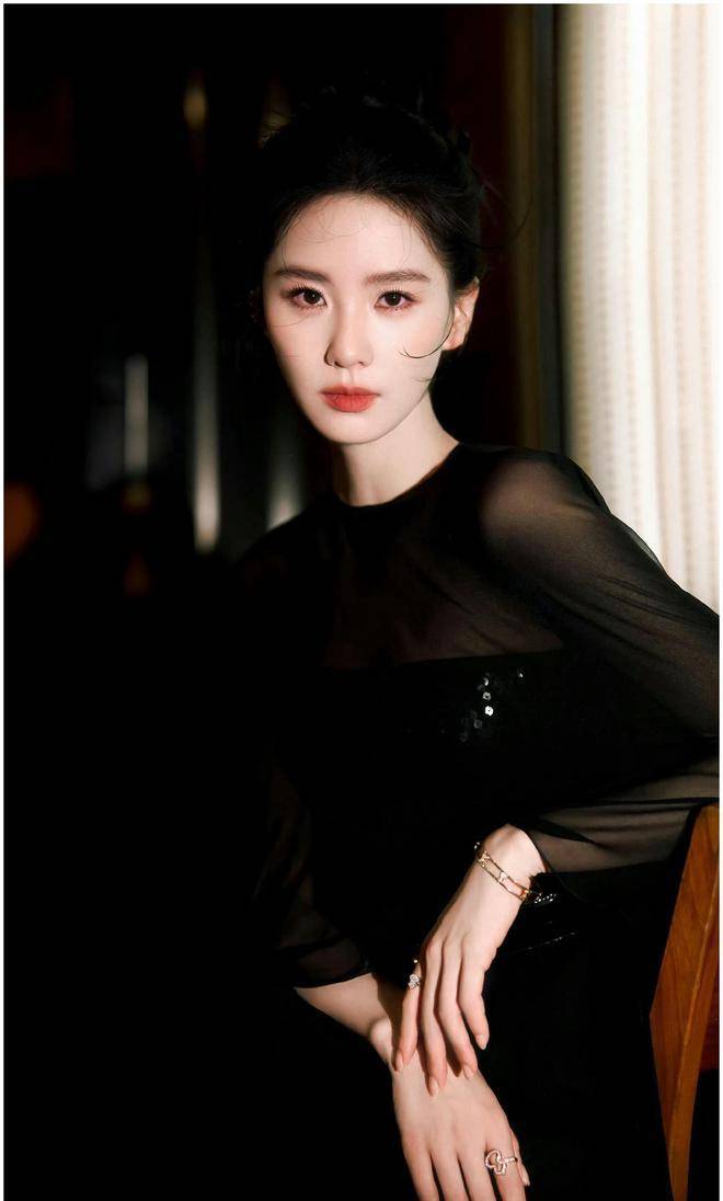 刘诗诗眼神背后:情感的渴望与共鸣_故事_眼睛_美得