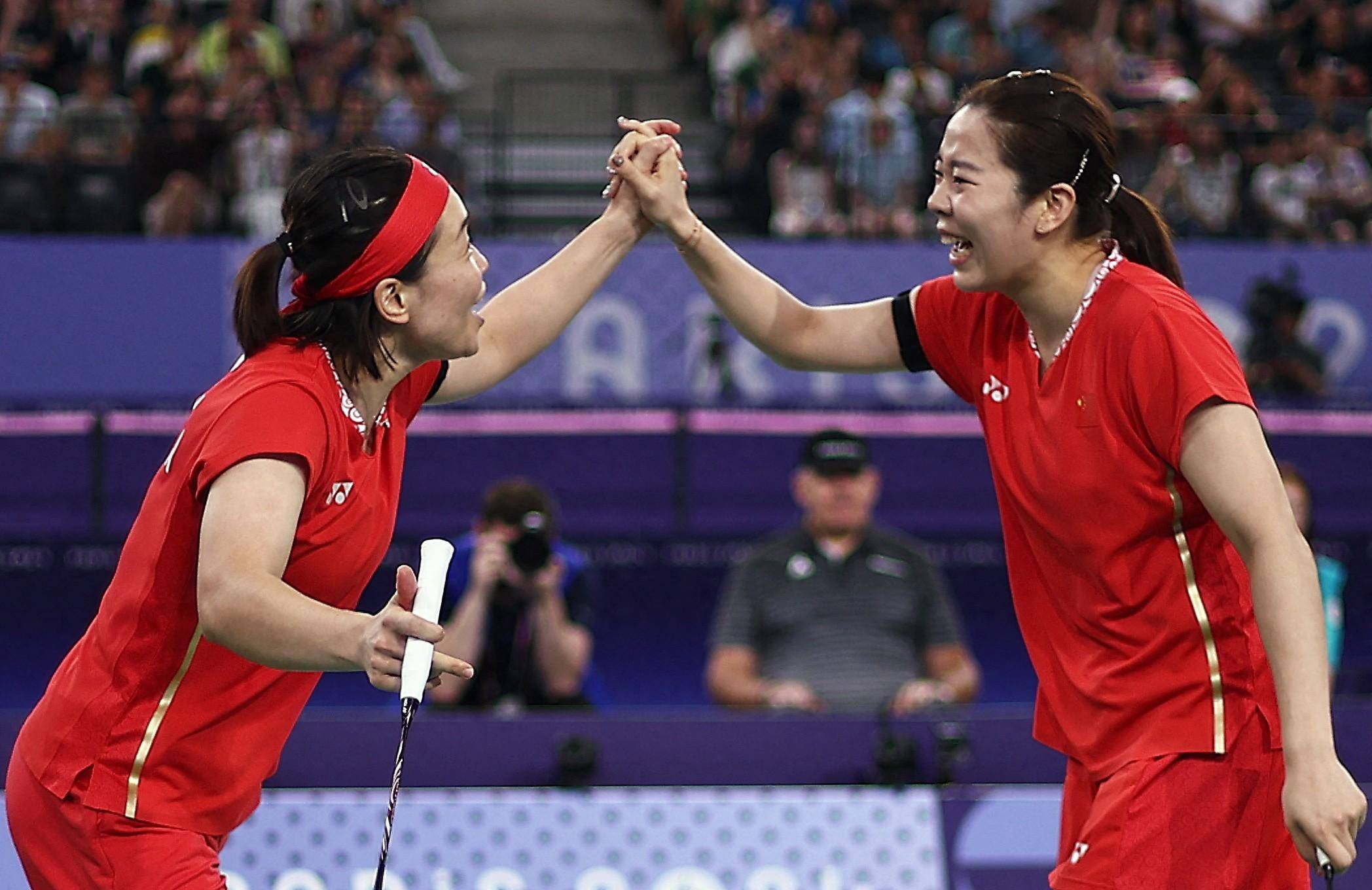 国羽女双时隔12年重夺奥运会金牌,过去两届第4/银牌_决赛_羽毛球_中国