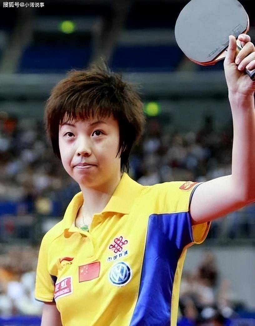 她是张怡宁闪婚嫁给袁立前任生下一儿一女结婚14年被宠成宝