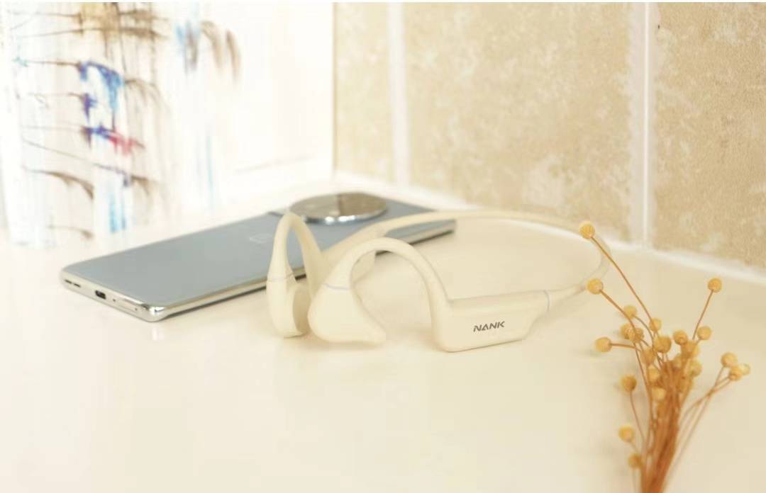 奥运冠军推荐使用的骨传导耳机该怎么选?骨传导耳机选购小技巧!