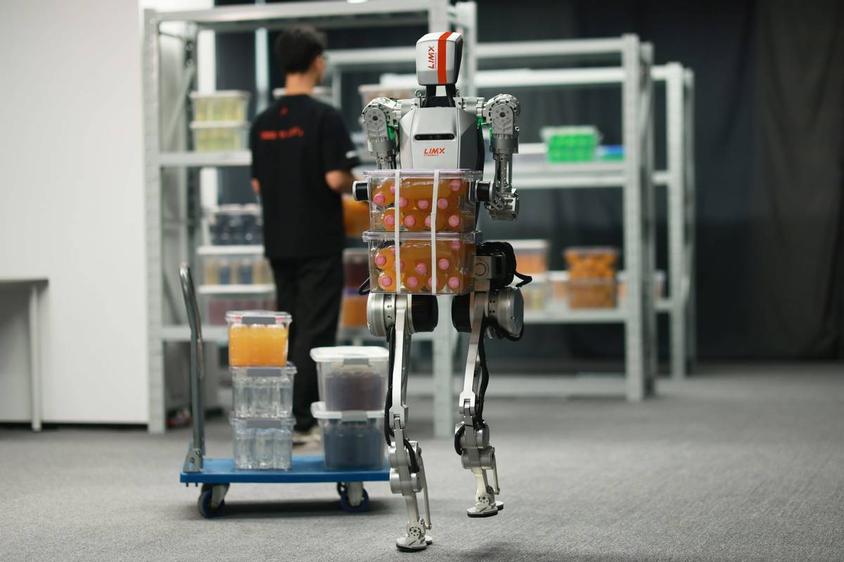 逐际动力人形机器人cl-1连续大负载搬运_操作_货物_移动