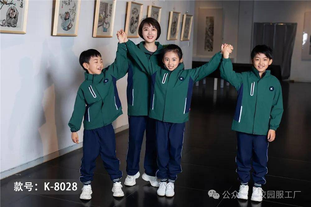 校服与美育：培养审美与创造力的新途径