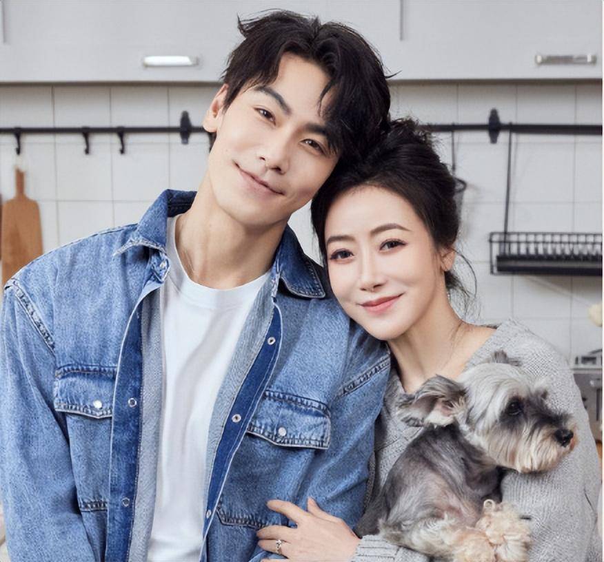 戴向宇立爱妻人设?令人意外的竟是她