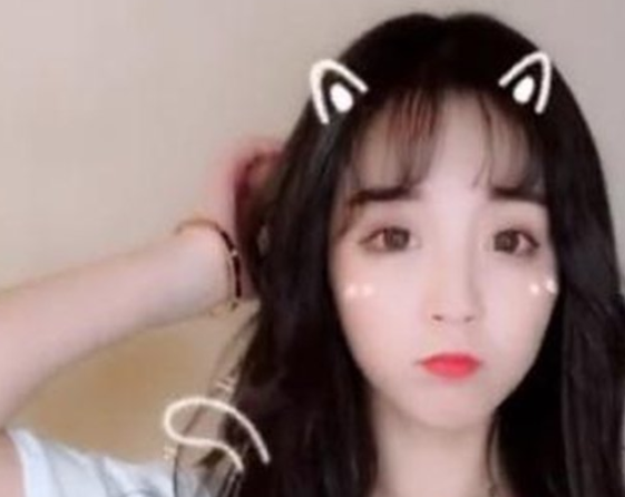 "抖音网红"莉哥外号"三万姐",公开叫价3万,网友:真好赚