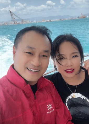 6,蔡维利和张欣可喜的是没过多久王小华就怀孕了,还给唐鉴军生了一个