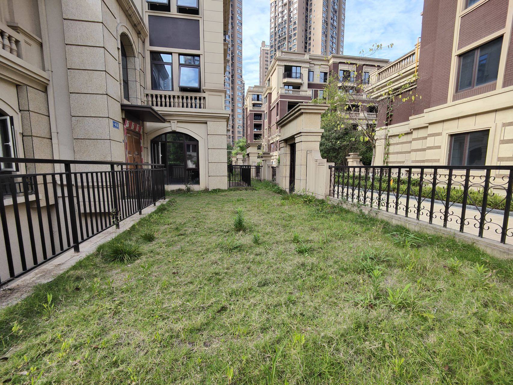 成都万锦城花千墅怎么样?万锦城花千墅值得买吗?