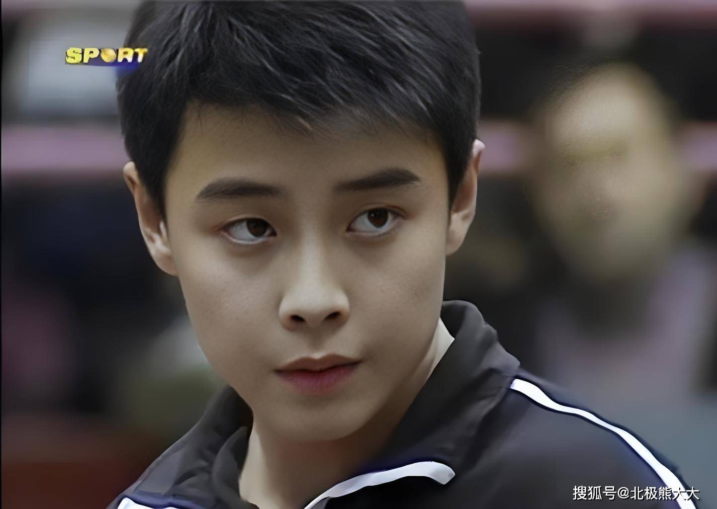 看了国乒队教练年轻时的颜值,才知道原来传闻是真的_秦志戬_邱贻