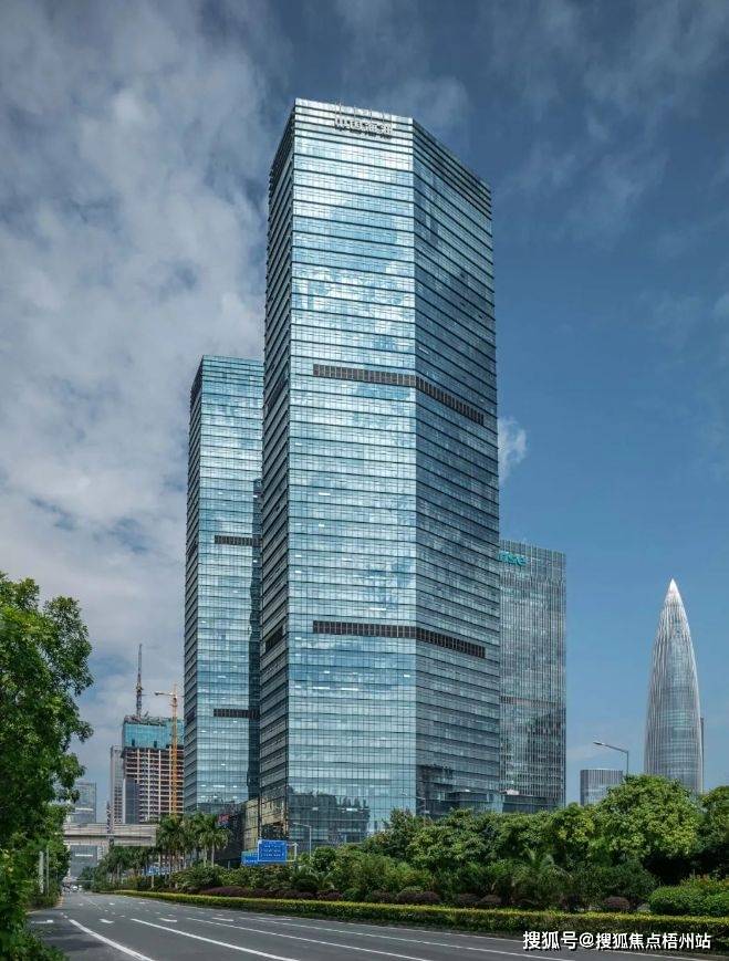 5米层数:地上45层,地下4层物业:中海油物业物业费