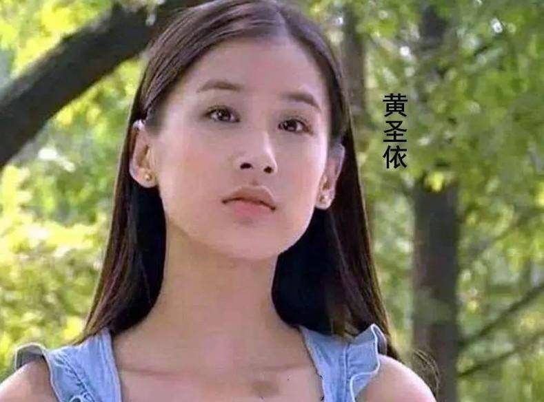 被藏了8年才公开身份,一年两亿零花钱,她的故事远比我们想得更精彩