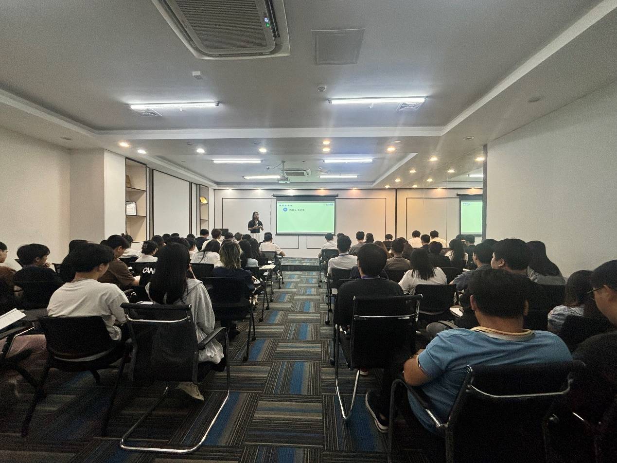 正奇教育开展2024年企业文化深度培训,文化赋能企业管理层