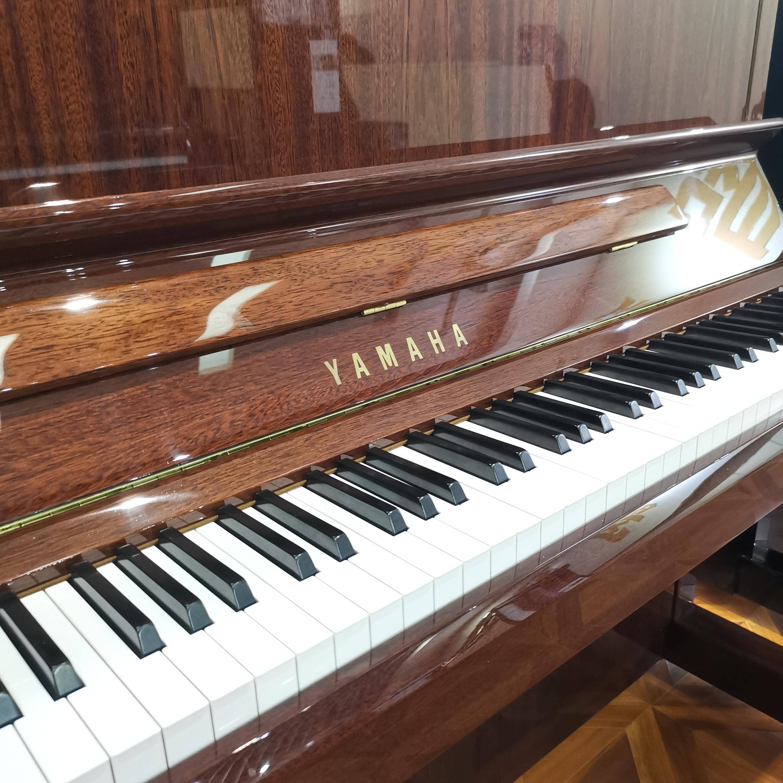 成都精品二手钢琴专卖店?