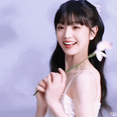 https://q5.itc.cn/images01/20240818/af31eb7d81474e4cbcc96de8d556b928.gif