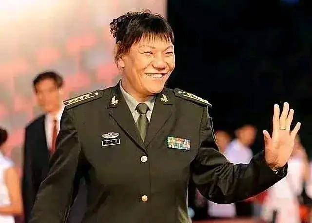 女篮巨星郑海霞:双腿严重变形,无法生育,丈夫已不见影踪,现状让人唏嘘