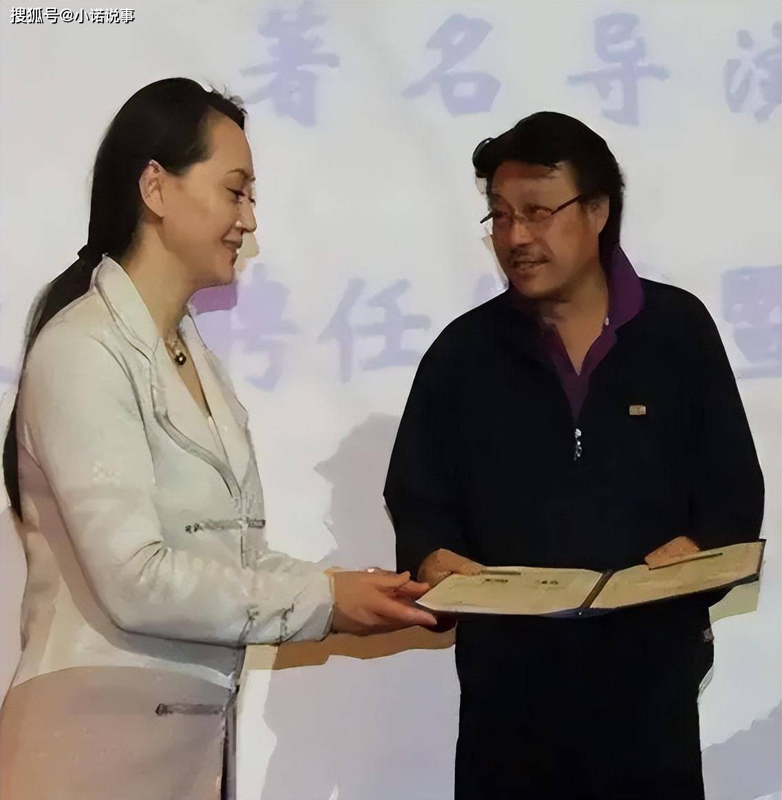 刘奕君现任妻子谈宋佳图片