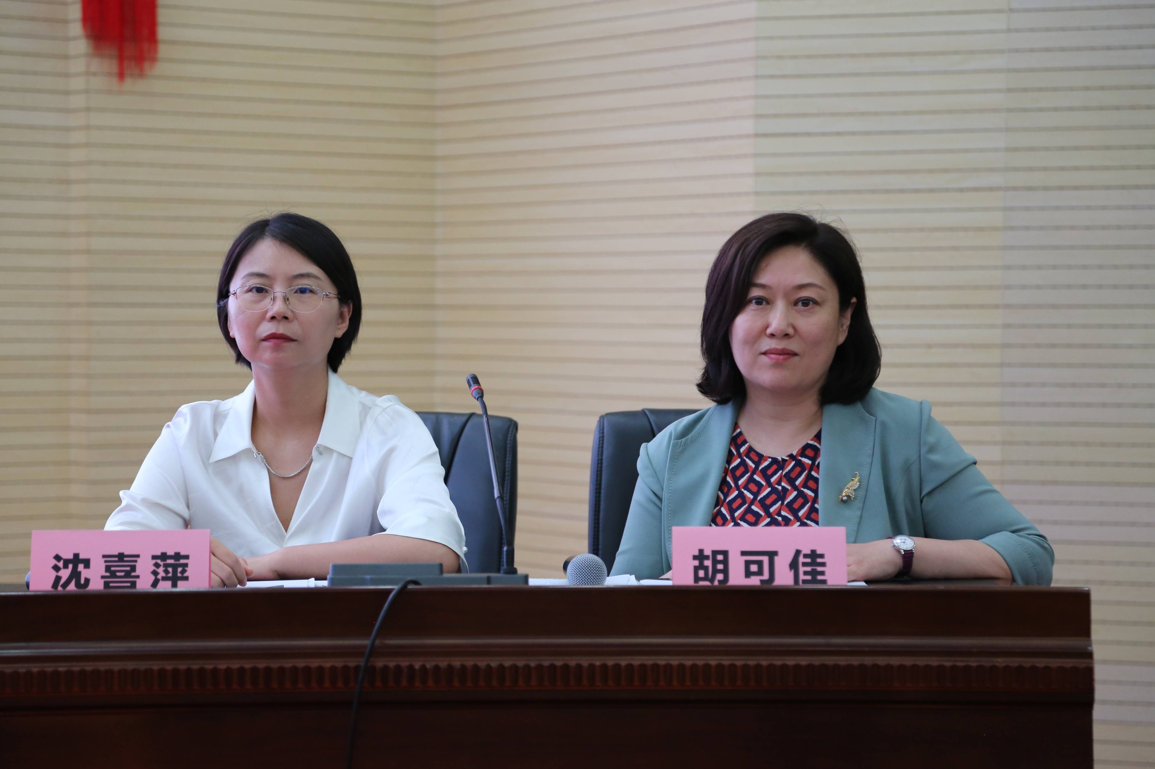 关于北京中医药大学东方医院北大口腔医院、怀柔区黄牛票贩子号贩子挂号电话的信息