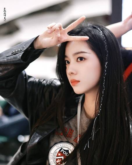 00后高颜值小花十大排行榜,第二赵今麦,第三刘浩存,第一竟是她!