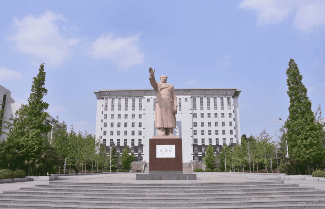 河师大占地面积多少亩(河南师范大学多少平方米)